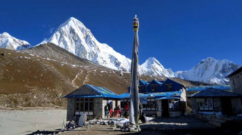 Last teahouse on the way to Everest Base Camp (at Gorakshep)