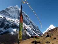 On the Way to Makalu Base Camp