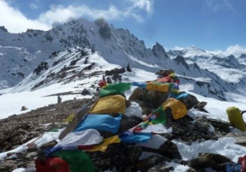 Lumbasumba Pass Trekking